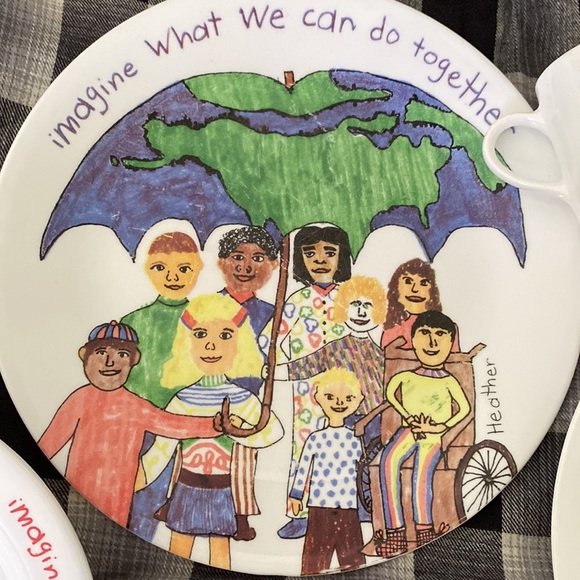 5pcs. INCLUSIVE ARTWORK♥️CORELLE by Corning. 2 plates. 2 bowls. 1 mug. ADORBZ - Picture 6 of 13